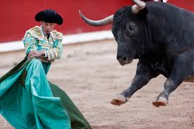 San Fermín: Ferrera solventa con lucidez y sin brillo su generoso gesto con  una deficiente miurada | San Fermín