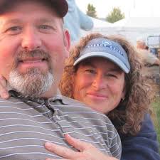 What is everyone's current favorite internet service for nomads?