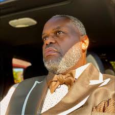 50-year-old Phil Mickelson just hit a 394-yard drive