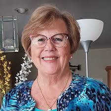 Deborah Bennington's Instagram, Twitter & Facebook