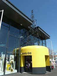 St gilles croix de vie et sa longue plage de sable fin, son port de plaisance réputé, son casino, ses rues piétonnes. Le Comptoir De La Mer Saint Gilles Croix De Vie Quattro Architectes Nantes La Roche Sur Yon