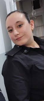 FALLECIO MUJER POLICIA EN GARIN Una mujer Policía que vivía en el barrio  garinense Presidente Perón falleció esta madrugada debido a un disparo en  la cabeza con su arma reglamentaria. La policía