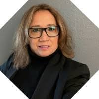 Terri Lauer's Instagram, Twitter & Facebook