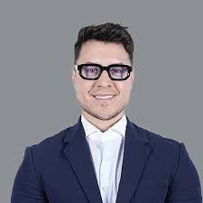 Paulo Neto from Housess Global Real Estate