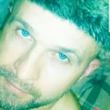 Oh wow your post is embarrassing. It really is