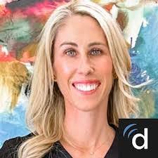 Amanda Carlile's Instagram, Twitter & Facebook