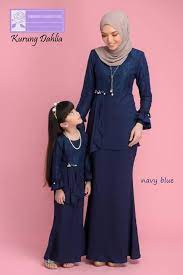 Navy blue cocok dengan semua skin tone, entah itu sawo matang, kuning langsat, hitam manis, putih. Koleksi Navy Blue Cari Warna Navy Falisha Exclusive Facebook