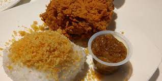Sambil trs diaduk agar santan tdk pecah. Ayam Kremes Sambal Matah Mcdonald S Seperti Apa Rasanya