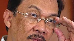 .anwar ibrahim back to prison in sungei buloh for another 5 years on the charge of sodomy. Malaysia S Anwar Calls For Australia To Help In Election Abc News