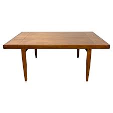 The table measures 72 inches closed and has two 22 inch leaves which extends the length to 116 inches. George Nakashima Tables 38 For Sale At 1stdibs