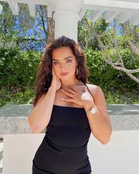 Addison rae and her mom, sheri easterling, have a new podcast called mama knows best. jul 22, 2020,01:53pm edt|. Addison Rae Easterling Social Media Photos 08 07 2020 Celebmafia
