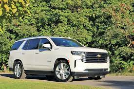 Black or white in a kitchen? 2021 Chevy Tahoe High Country Iridescent Pearl Tricoat Photo Gallery Gm Authority