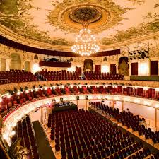 Raimund theater wien ☆ eine spielstätte der vereinigten bühnen wien ✓ hier feierte der tanz im 6. Vbw Wien Holding