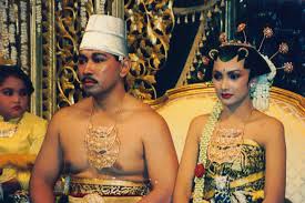 Menerima pesanan ronce melati asli ke seluruh nusantara jangan lupa subscribe, like dan share #ronce #ronce_melati. Ibunda 1 Perias Manten Gsumariyono S Weblog