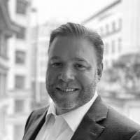 Blake Walton's Instagram, Twitter & Facebook