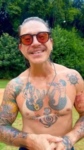 @patrickmaia ta 100% preparado e a gente também! 😉, Dia 16 de março,  domingo, às 19h teremos o solo “Patrick tem que Trampar”. Você não vai  perder, né? , Corre e garante seu ingresso! 🎟️