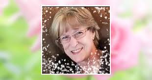 Pamela Poling's Instagram, Twitter & Facebook