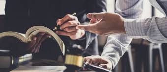 Waiver of the right of inheritance: who inherits succession property? - VGS - Italian Family Lawyers
