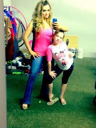 Lijana wallenda biography lijana wallenda is nik wallenda's sister and a sibling, of the famous flying wallendas family. Lijana Wallenda On Twitter Me And My Favorite Girl Http T Co Etgzqgecyo