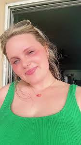 Mallory Hammond's Instagram, Twitter & Facebook