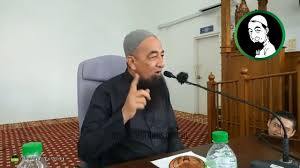 Agar lebih jelas langsung saja simak mengenai arti mimpi tersebut di bawah ini {…} Hukum Suami Kahwin Lagi Tanpa Pengetahuan Isteri Pertama Ustaz Azhar Idrus Official Youtube