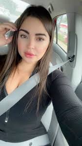 Instagram 用户 Dara Hernandez