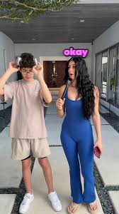 @Camilla_ara1s video Tweet