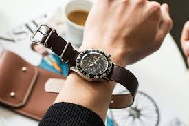 Nato strap 22mm blue and white stripes. How To Install Wear Your Nato Strap Pt 2 The Thinner Way