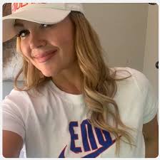 Fiona Thompson (@fiona.thompson.chambers) • Facebook