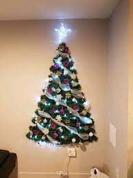 25 Easy And Simple Diy Flat Christmas Tree Ideas To Give You Inspiration Wall Christmas Tree Flat Christmas Tree Diy Christmas Wall