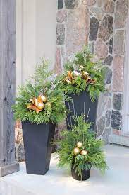 42 Beautiful Christmas Outdoor Pot Decorations Ideas 71 Outdoor Christmas Planter Al Christmas Garden Decorations Outdoor Christmas Planters Christmas Planters