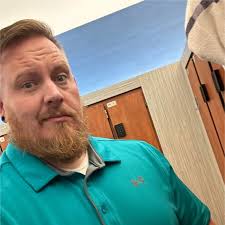 Cody Hammill's Instagram, Twitter & Facebook