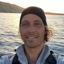 Aaron Griffiths (@AaronGriff3)