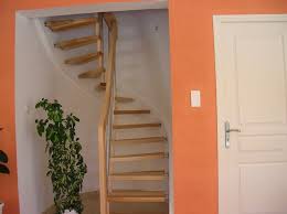 Escalier gain de place et idees grande hauteur sous plafond. Escalier Pour Petit Espace Escalier Pour Comble Treppenmeister