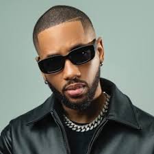 Listen to Dj Vielo X Laisse Moi