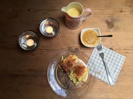 Hier Finden Sie Das Alte Oberstdorfer Topfennockerl Rezept Um Diese Allgauer Spezialitat Zu Hause Nachkochen Zu Konnen Nockerl Essen Essen Und Trinken