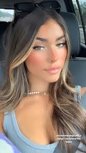 Jennifer Schunk's Instagram, Twitter & Facebook