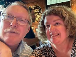 No time to dine in? No problem!🙌 Ford's Garage carryout is here to keep  you cruising! Order now and pick up your favorites