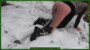 Outdoor bdsm in the snow - XVIDEOS.COM