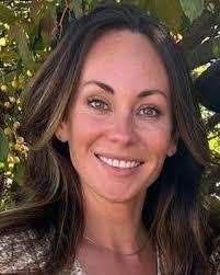 Kathleen Fenn's Instagram, Twitter & Facebook