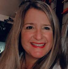 1982 Staff to R Back Row LONGBA/COLEGE 1982 5th ROW Tom Frantzen 4th Row  Geoff Burge, Warren Lambert, John Tom Monks, Joe Kahn Brian Harri Gillion  John illi Colin Whi tehouse John