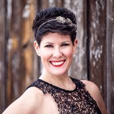 Annie Kier's Instagram, Twitter & Facebook