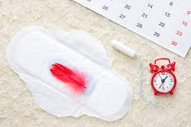 Warna darah haid menandakan kesehatan reproduksi seorang wanita. Darah Haid Hitam Pekat Dari Sebelumnya Apakah Ini Normal