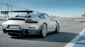 Руководитель проекта porsche 911 gt2 rs андреас пройнингер не лукавил, назвав своё детище вожаком «девятьсот одиннадцатых». Porsche Unveils The Most Powerful 911 Of All Time