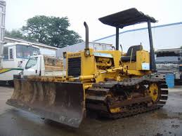 Komatsu D20P-5 Crawler Dozer