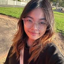 Karen Inwood's Instagram, Twitter & Facebook