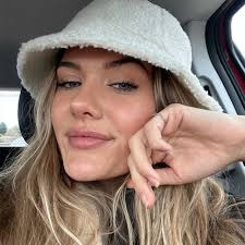 Lily Erickson ♡ (@lily__erickson) • Threads, Say more