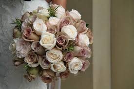 So this is how i keep the flowers going strong: Wedding Bouquets Roses Bouquets New Model