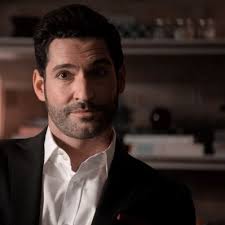 Danielle Tuck (@danielle_tuck)