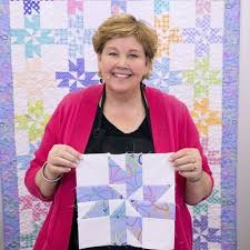 Bits And Pieces Quilt Shop Hannibal Mo Make A Surprise Pinwheel Quilt With Jenny Doan In Her Video Tutorial Missouri Star Quilt Company Tutorials Missouri Quilt Tutorials Missouri Quilt
